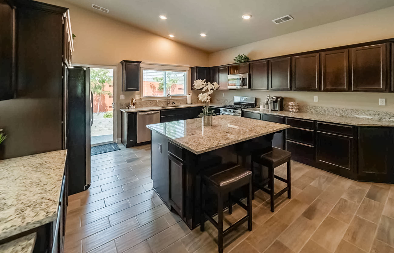 Lifestyle Homes Model 2304 Kitchen - New Reno Homes in Cold Springs Valley